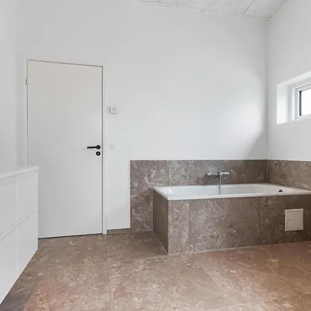 Beautiful In With 4 Bedrooms Holiday home Lokken
